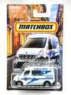 Matchbox European Streets - Renault Master Ambulance sanitka -  Matchbox - 1:64