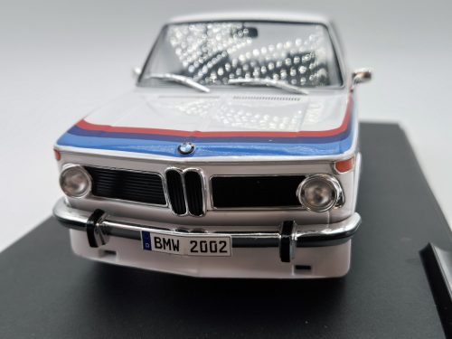 BMW 2002tii turbo (1971) -  Solido - 1:18