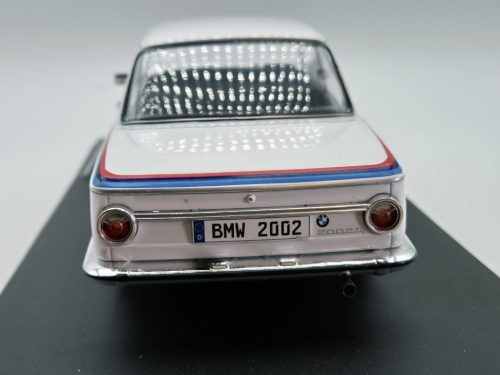 BMW 2002tii turbo (1971) -  Solido - 1:18