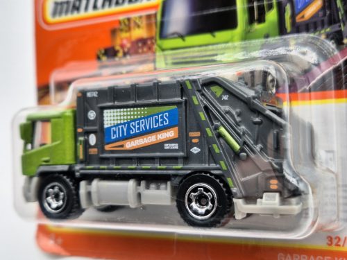 Garbage King - 32/100 - blistery -  Matchbox - 1:64