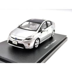   Toyota Prius - model so strešným oknom - strieborná -  Ebbro - 1:43