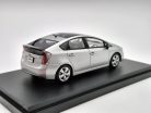 Toyota Prius - model so strešným oknom - strieborná -  Ebbro - 1:43