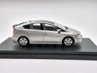 Toyota Prius - model so strešným oknom - strieborná -  Ebbro - 1:43