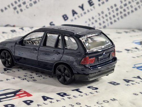 BMW X5 E53 -  Motor Max - 1:43