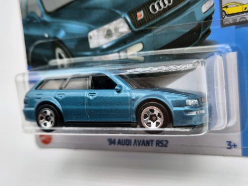 HW Audi Avant RS2 (1994)- Factory Fresh 9/10 - 133/250 -  Hot Wheels - 1:64