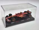Ferrari SF-24 Team Scuderia F1 #55 (2024) - Imola - Carlos Sainz - s postavičkou pilota -  Bburago - 1:43