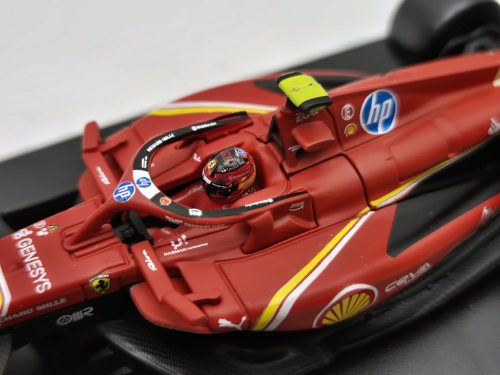 Ferrari SF-24 Team Scuderia F1 #55 (2024) - Imola - Carlos Sainz - s postavičkou pilota -  Bburago - 1:43