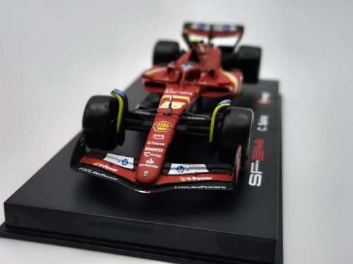 Ferrari SF-24 Team Scuderia F1 #55 (2024) - Imola - Carlos Sainz - s postavičkou pilota -  Bburago - 1:43