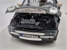 Mini Cooper (2006) - tmavozelené -  Maisto - 1:24