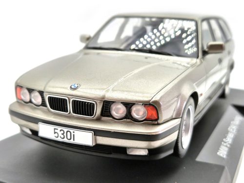 BMW E34 (1991) Touring -  MCG - 1:18