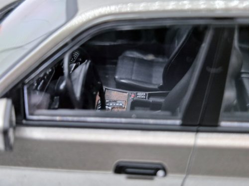 BMW E34 (1991) Touring -  MCG - 1:18