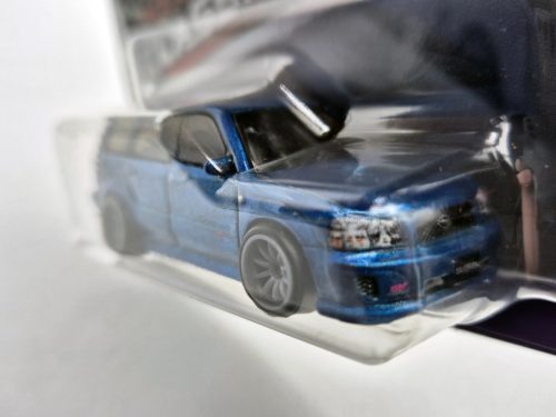 Hot Wheels Premium - Car Culture - Modern Classics - Subaru Forester STi -  Hot Wheels - 1:64