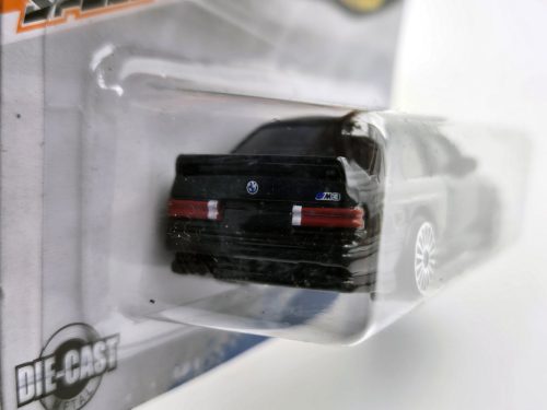 BMW E30 M3 (1988) -  Maisto - 1:64
