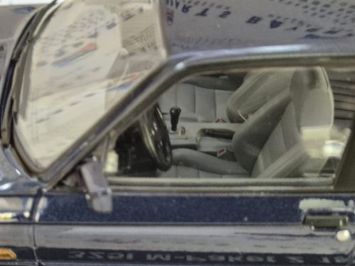 BMW E30 325i M paket 2 (1987)  - modrá -  KK Scale - 1:18