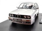 BMW E30 325i M paket 2 (1988) - strieborná -  KK Scale - 1:18
