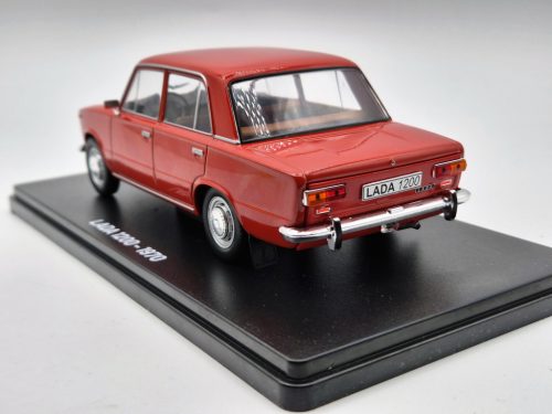 Lada 2101 1200 (1970) - červená -  Hachette - 1:24