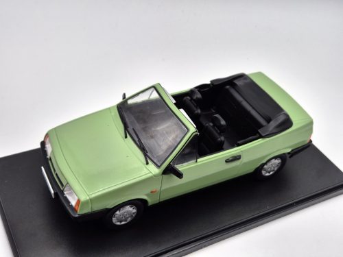 Lada Samara - Vaz 2108 kabriolet - Natasha (1986) -  Hachette - 1:24