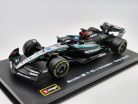 Mercedes GP W15 EQ Performance F1 #63 (2024) - George Russel - s postavičkou pilota -  Bburago - 1:43