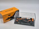 McLaren MCL38 F1 #81 (2024) - Oscar Piastri - s postavičkou pilota -  Bburago - 1:43