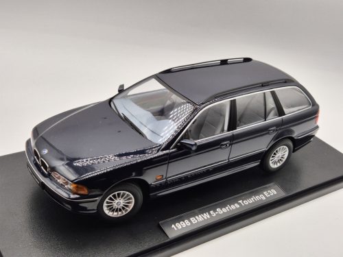 BMW E39 Touring (1998) - modrá -  Triple9 - 1:18