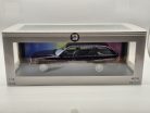 BMW E34 Touring (1996) - fialové -  Triple9 - 1:18