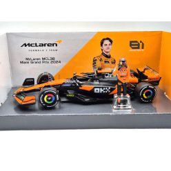   McLaren MCL38 F1 #81 (2024) - Oscar Piastri - s postavičkou pilota -  Bburago - 1:24