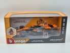 McLaren MCL38 F1 #81 (2024) - Oscar Piastri - s postavičkou pilota -  Bburago - 1:24