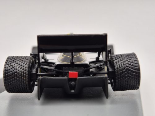 Lotus 97T F1 #12 (1985) - Portugal GP - Ayrton Senna - s postavičkou pilota -  Edicola - 1:43