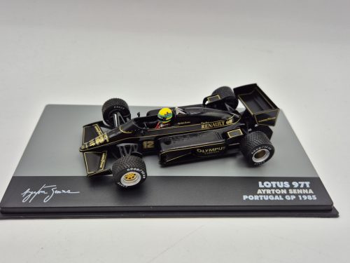 Lotus 97T F1 #12 (1985) - Portugal GP - Ayrton Senna - s postavičkou pilota -  Edicola - 1:43