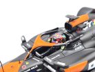 McLaren MCL38 F1 #81 (2024) - Oscar Piastri - s postavičkou pilota -  Bburago - 1:24