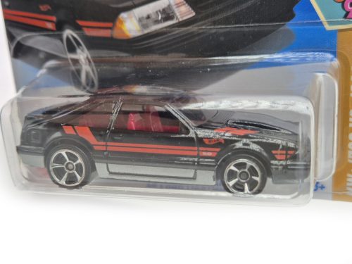 Hot Wheels '92 Ford Mustang - HW: '70s vs. '90s 7/10 - 127/250 -  Hot Wheels - 1:64