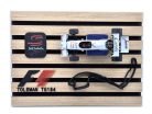 Toleman Hart TG184 F1 #19 (1984) - Ayrton Senna - s dekoračnou tabuľkou - dekoratívny predmet -  Edicola - 1:24