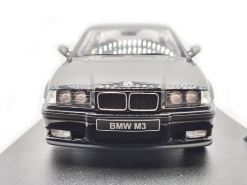 BMW E36 M3 coupe (1990) - Solido - model auta 1:18 