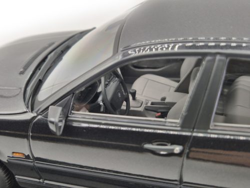 BMW E46 sedan (1999) - čierny - KK-Scale - 1:18