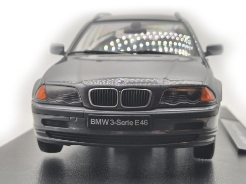 BMW E46 touring - tmavosivý - KK-Scale - 1:18