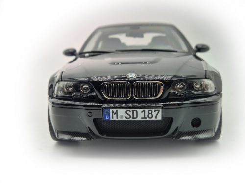 BMW E46 M3 CSL coupe (2003) - čierny - Norev - 1:18