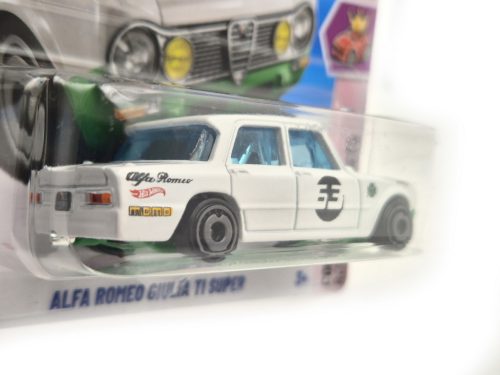 Hot Wheels Alfa Romeo Giulia TI Super - Compact Kings 7/10 - 195/250 - Hot Wheels - 1:64