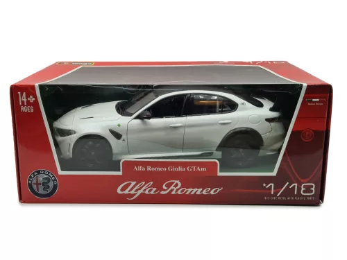 Alfa Romeo Giulia GTAm (2020) - trophy white / biela - Bburago - 1:18