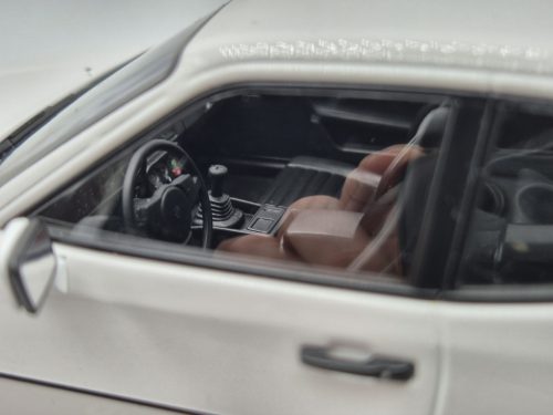 Porsche 924S coupe (1986) - biela - KK-Scale - 1:18