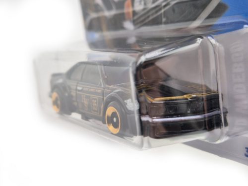 Hot Wheels BMW 635 CSi - Wild Widebody 1/5 - 185/250 - čierna - Hot Wheels - 1:64