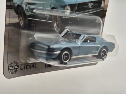 Ford Mustang Fastback (1968) – 67/125 – Matchbox – 1:64