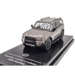   Toyota Land Cruiser 250 LHD (2024) – Paragon Models – 1:64 1/64 model auta