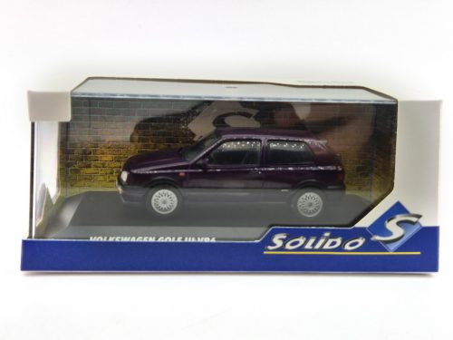 Volkswagen VW Golf III VR6 (1994) - fialová - Solido - model auta 1:43 1/43