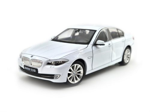 BMW F10 535i (2010) - biela - Welly - 1:24