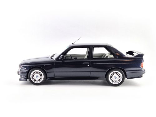 BMW E30 M3 (1988) - Macau Blue - Otto - 1:18 model auta