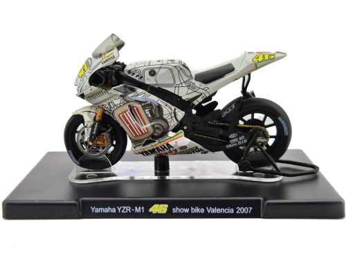 MotoGP - Yamaha YZR-M1 #46 (2007) show bike Valencia - Valentino Rossi - Edicola - 1:18 model motocykla