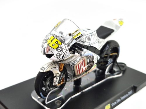 MotoGP - Yamaha YZR-M1 #46 (2007) show bike Valencia - Valentino Rossi - Edicola - 1:18 model motocykla