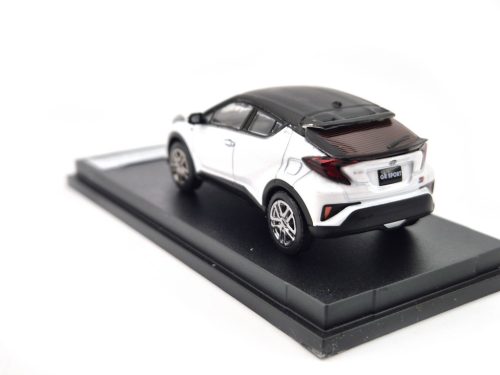 Toyota C-HR Hybrid GR Sport - DieCastTeam - 1:64 model auta
