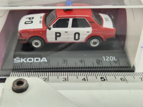 Škoda 120L (1984) - hasiči - Abrex - 1:72 model auta
