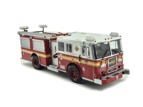 Seagrave - hasičské vozidlo - New York USA (2003) - Edicola - 1:43 model 